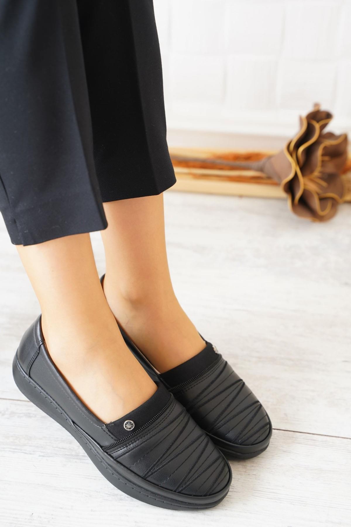 Bluefeet Siyah Büyük Numara Anne Ayakkabı HS00325