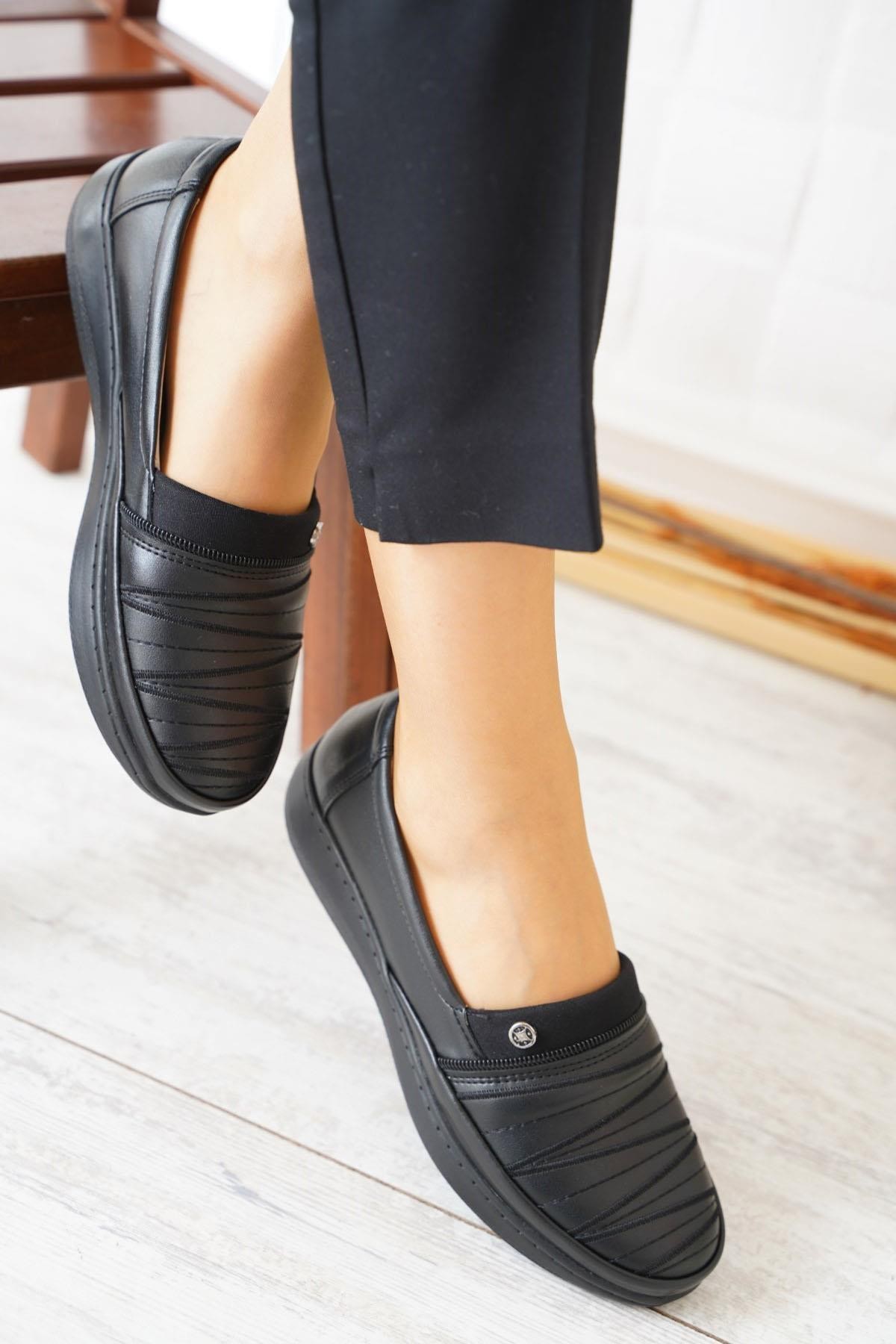 Bluefeet Siyah Büyük Numara Anne Ayakkabı HS00325