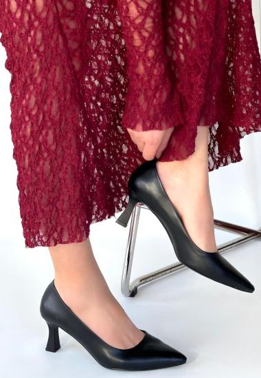 Hkursat Mırta Siyah Cilt Topuklu Ayakkabı