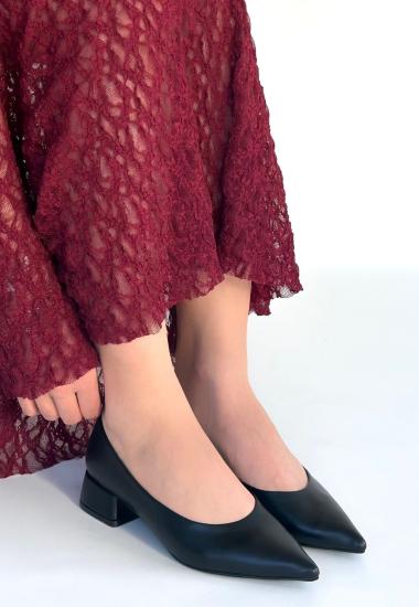 Hkursat Ferla Siyah Cilt Topuklu Ayakkabı