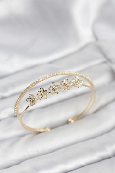Çiçek Model Hkursat Pirinç Gold Renk Kadın Bileklik