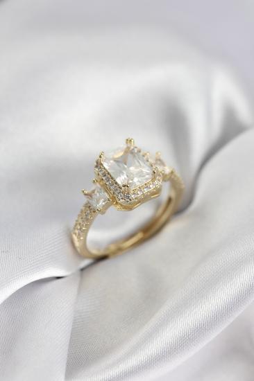 Gold Renk Kare Baget Zirkon Taşlı Tek Taş Model Kadın Yüzük