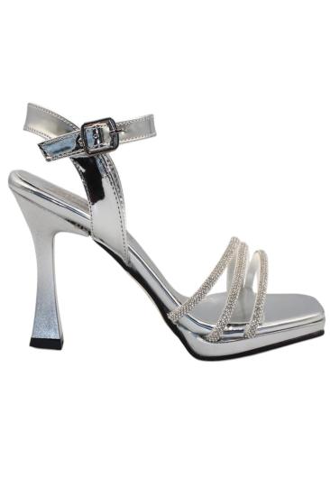 Hkursat Gümüş Rugan Taşlı Bilyeli Topuklu Kadın Ayakkabı