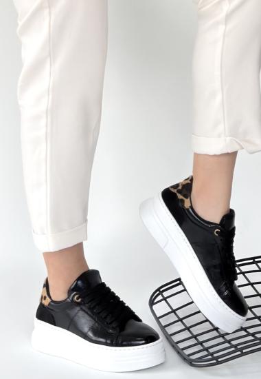 Hkursat Jetan Siyah Rugan Bağcıklı Spor Ayakkabı