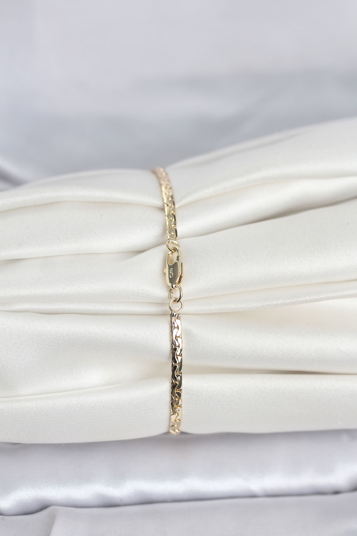 CM 14K Gold Renk Yassı Ezme Zincir Model Kadın Bileklik