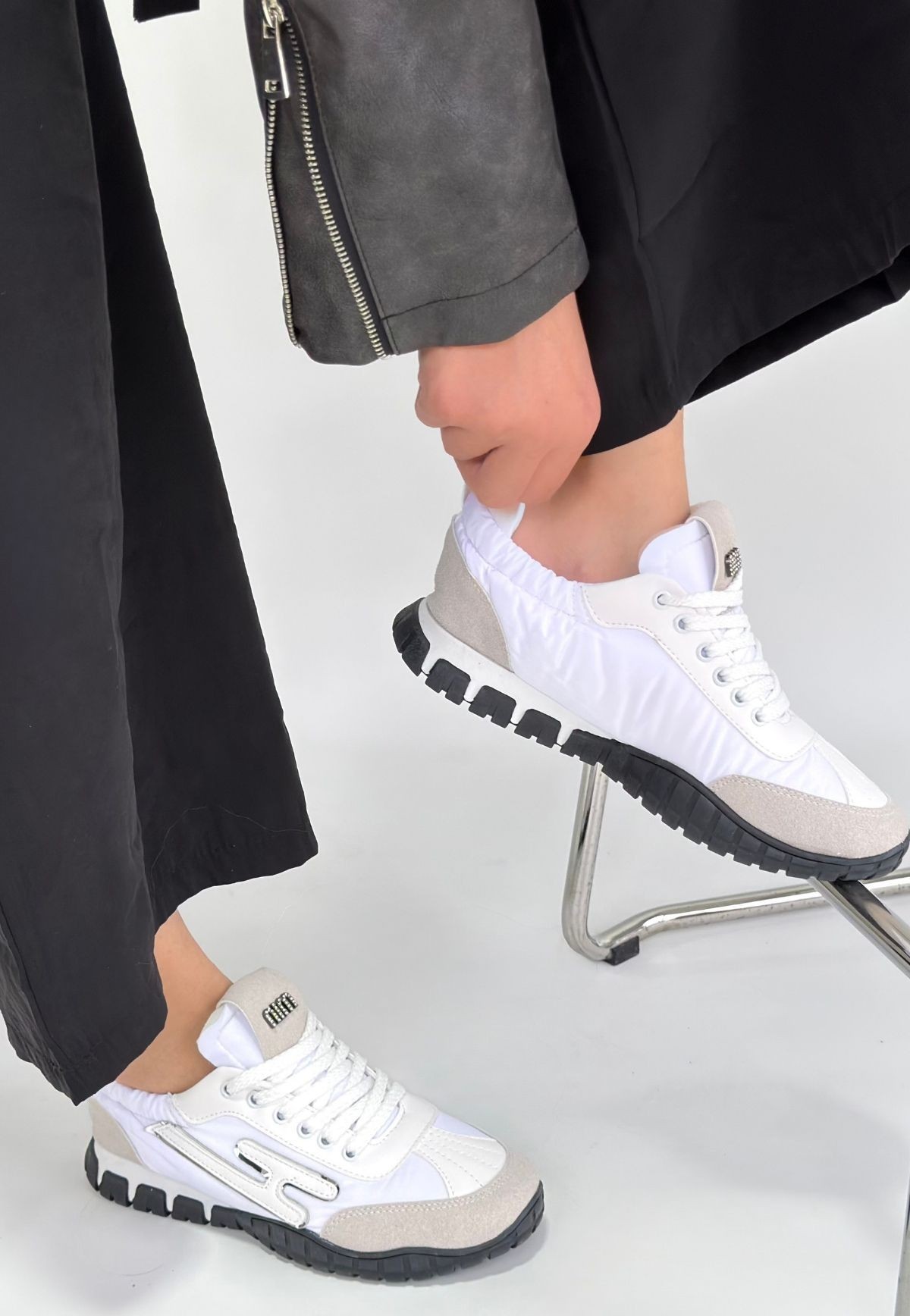 Bluefeet Beyaz Nubuk Bağcıklı Spor Ayakkabı