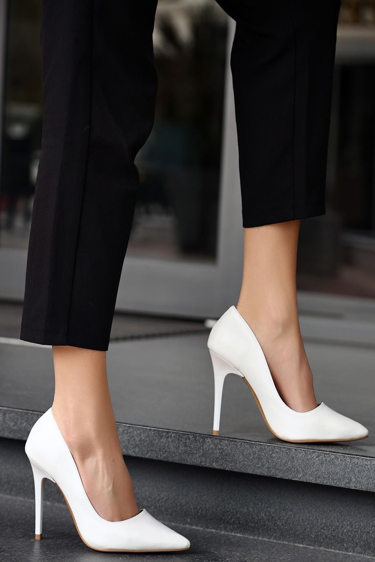 Bluefeet NS085 Beyaz Cilt Stiletto Kadın Ayakkabı
